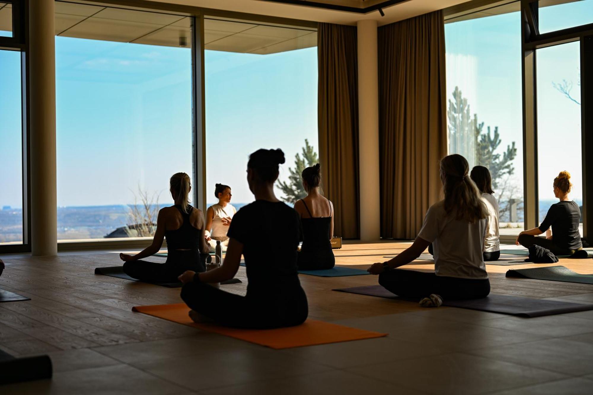 Waldweit Rheingau Hotel Und Retreat Kiedrich エクステリア 写真